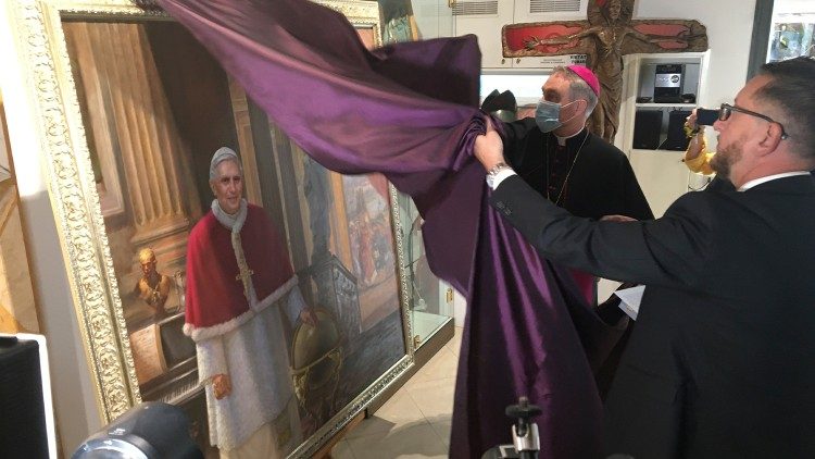 Popiežiaus emerito portreto atidengimas 2021 birželio 25 d.
