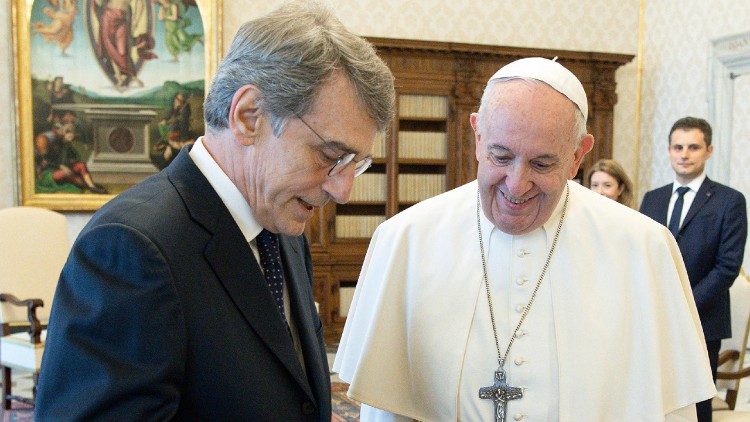 Papa Francisc primind vizita lui David Sassoli, președintele Parlamentului European.