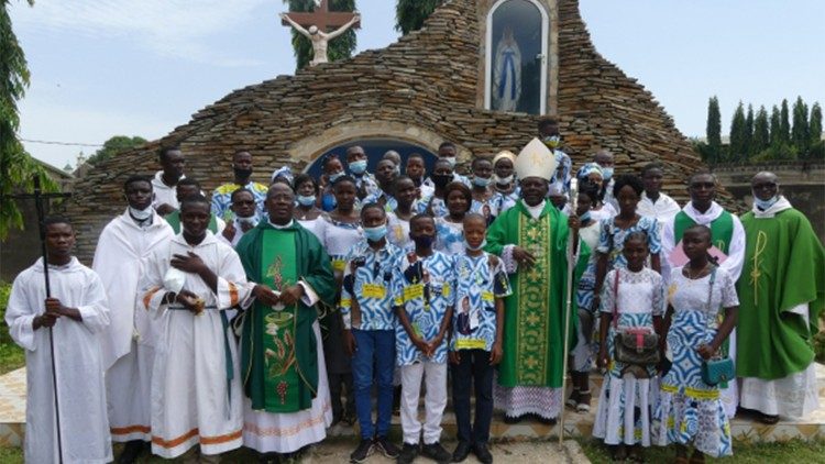 Ouverture du jubilé de la paroisse Notre Dame de la Visitation de Kulundè/Togo