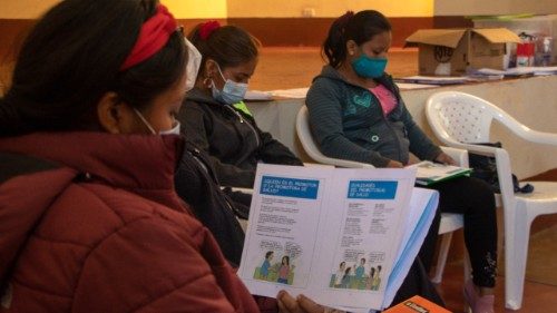 Cáritas Madre de Dios: Cuidar la salud de familias indígenas a través de la formación