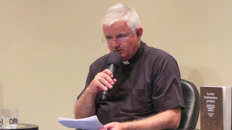 L'arcivescovo Mate Uzinić alla presentazione dell'edizione in croato degli atti del Convegno teologico di Napoli del giugno 2019
