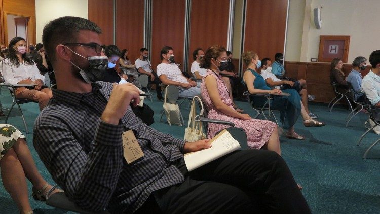 Il pubblico alla presentazione di Dubrovnik dell'edizione in croato degli atti del Convegno teologico di Napoli del giugno 2019