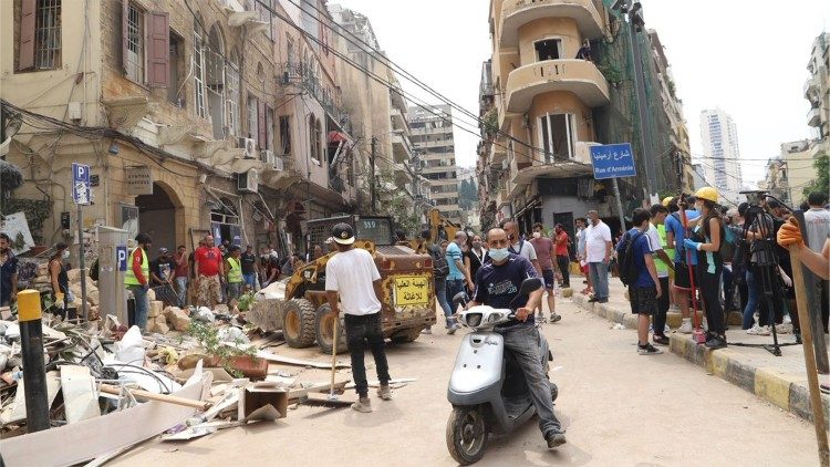 Beirutas po 2020 08 04 sprogimo