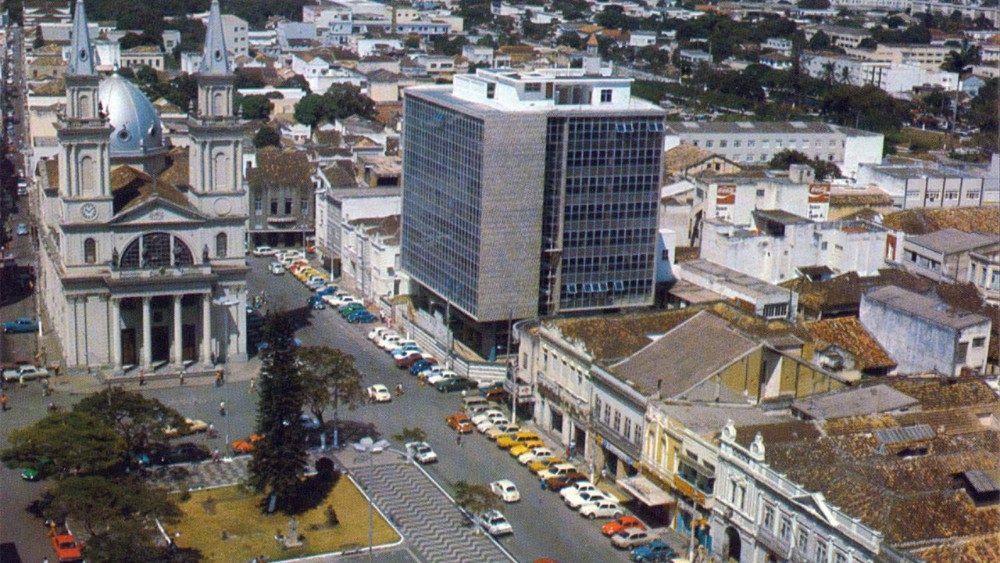 A Catedral acompanhou as transforma??es do espa?o urbano