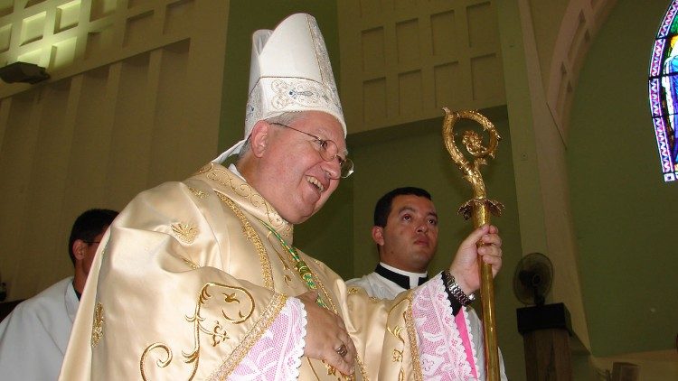 Dom Roberto Francisco Ferreria Paz - Bispo Diocesano de Campos