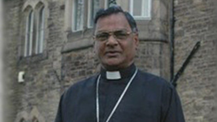 രൂപതാഭരണത്തിൽ നിന്നു വിരമിക്കുന്ന നൽഗോണ്ട രൂപതയുടെ മെത്രാൻ ജോജി ഗോവിന്ദ് (Bishop Joji Govindu, Diocese of Nalgonda India)