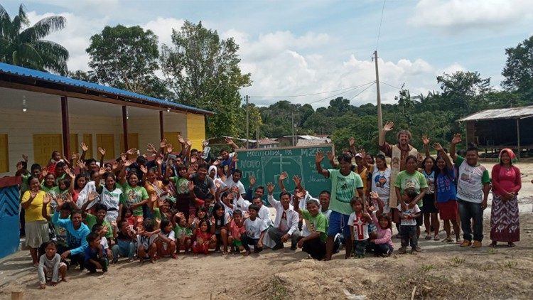 Escola comunidade Ticuna