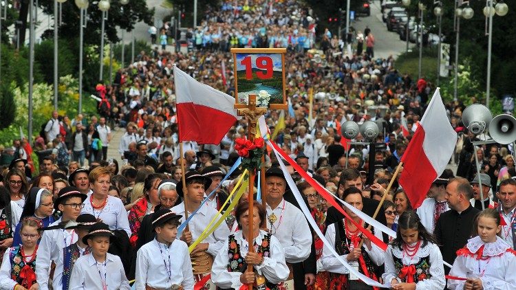 Sezon pielgrzymkowy na Jasnej Górze: 220 pieszych grup a w nich 80 tys. osób