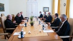 Incontro-cardinale-Parolin-e-primo-ministro-sloveno-Janez-Jansa-2.jpg