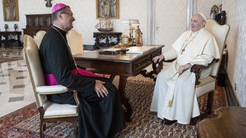 Папа Франциск прийняв Апостольського Нунція в Україні