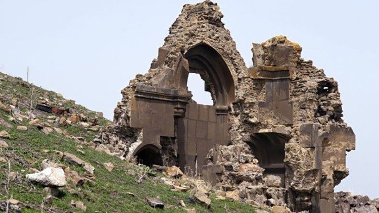 Անիի մէկ հայկական եկեղեցին 