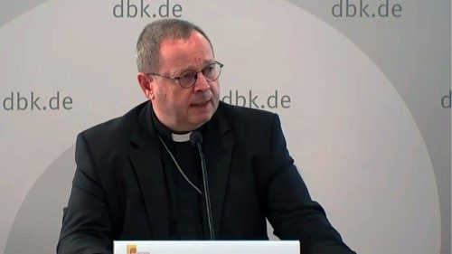 Bischof Bätzing fordert „radikale Umkehr“