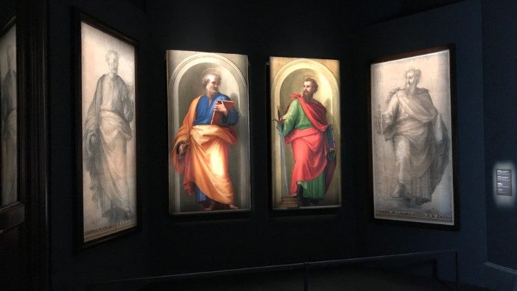 I dipinti dei due apostoli, affiancati ai cartoni preparatori