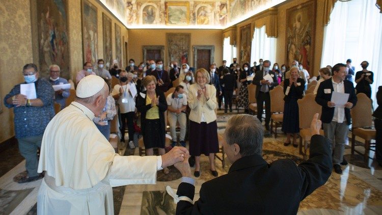 Papa Francisc a primit o delegație a mișcării internaționale ”Foi et Lumière”
