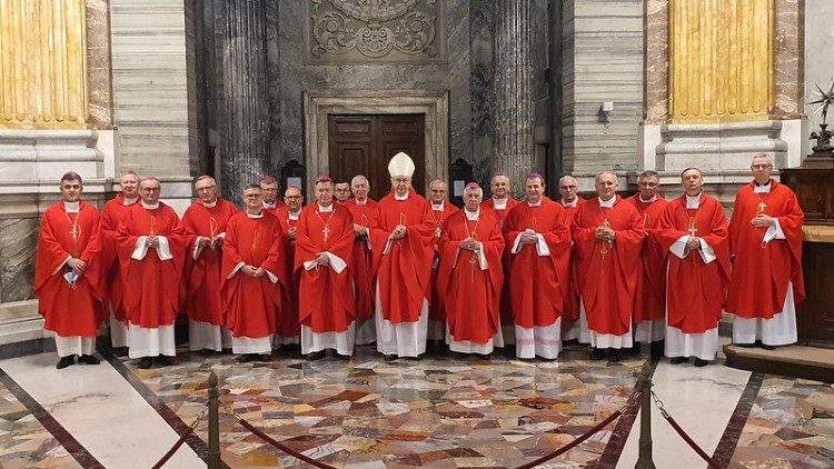 Antroji lenkų vyskupų grupė Romoje