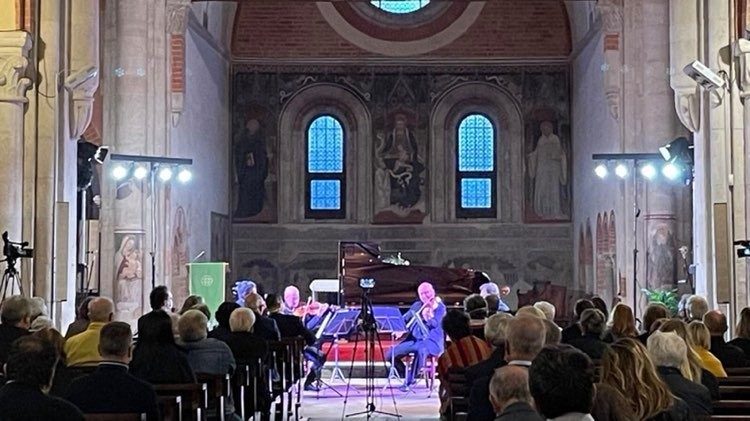 Konzert mit Werken Lorenzo Perosis in der Abtei Rivalta Scrivia, Tortona