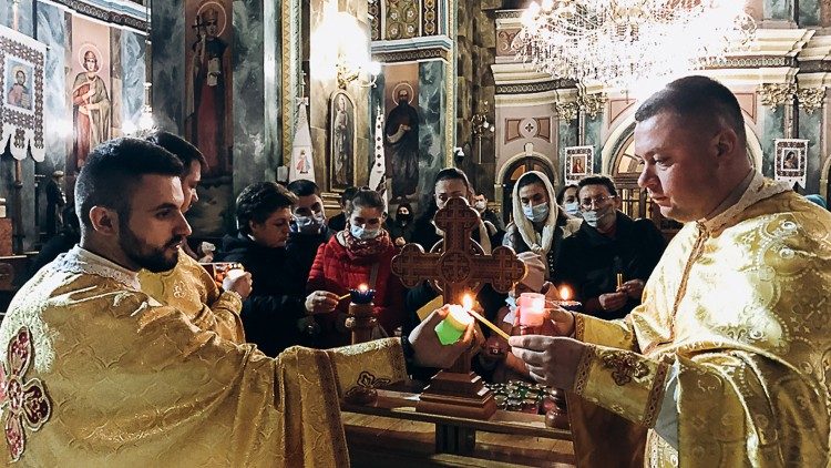 Богослуження в катедральному соборі Івано-Франківської Архиєпархії УГКЦ (2020 р.) 