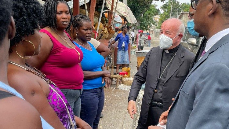Erzbischof Paglia zu Besuch in Haiti