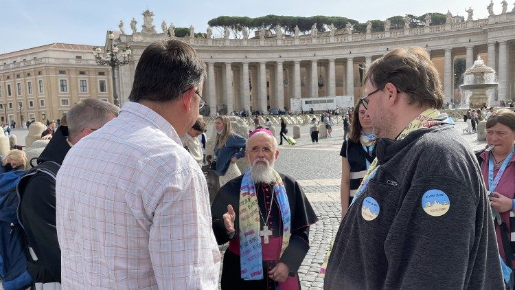 Nach der Audienz: Interview von Radio Vatikan mit Bischof Feige