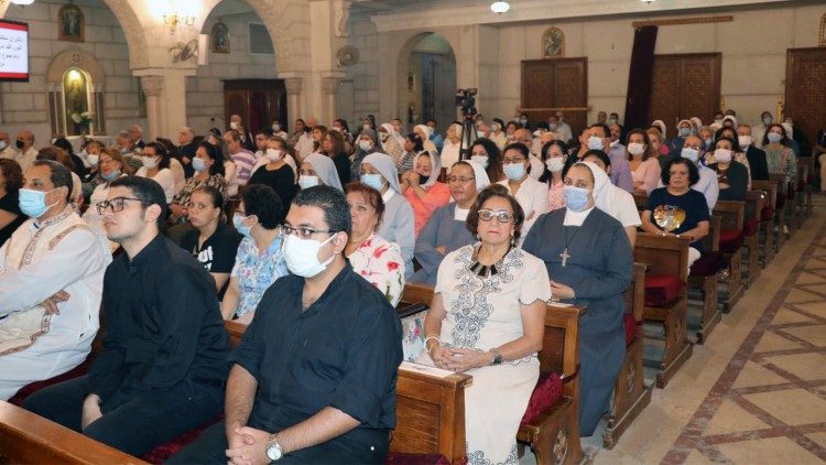 Copti-cattolici nella Cattedrale di Sant'Antonio Abate al Cairo