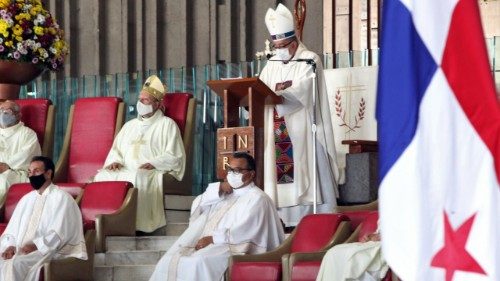 El Arzobispo de Panamá invitó a la unidad en el Día de Fiesta Patria