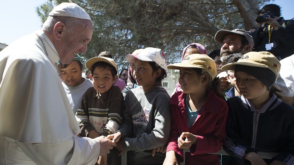Papa Francisco visita a la isla de Lesbos el 16 de abril 2016.  