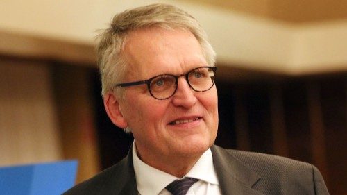 Scheidender ZdK-Präsident Sternberg: „Keine Angst vor Synodalität haben“