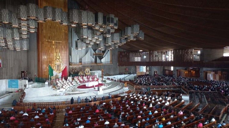 Eucaristía de apertura de la Primera Asamblea Eclesial de América Latina y El Caribe.