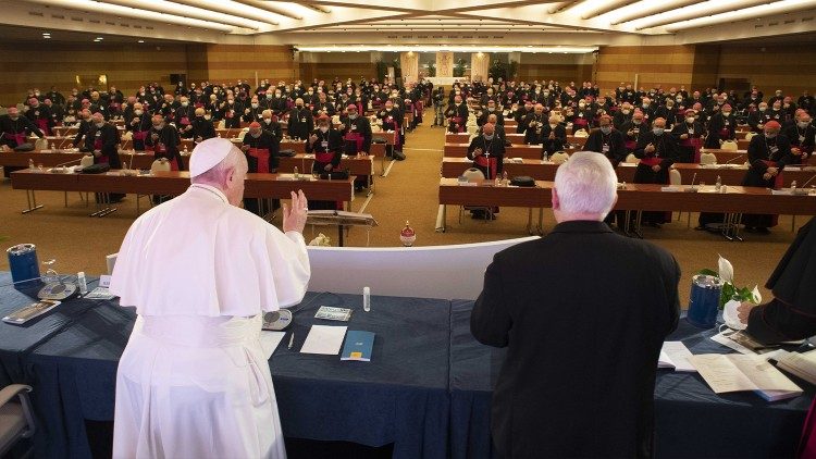 Požehnání papeže pro setkání Italské biskupské konference, které včera začalo v Římě