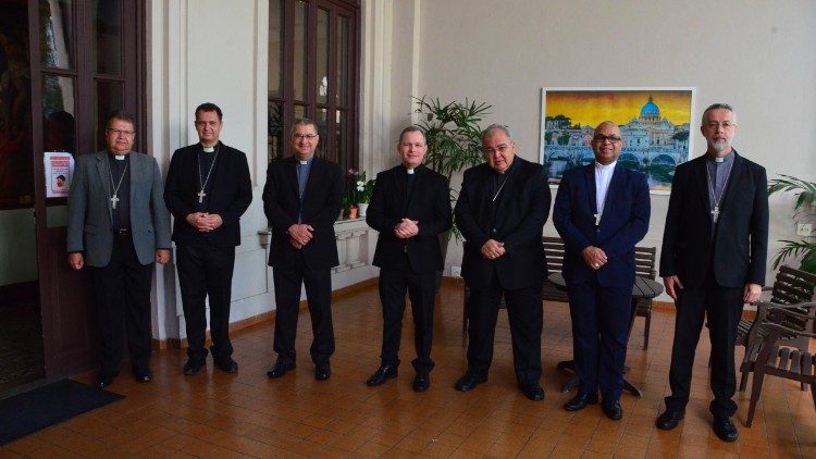 Cardeal Orani João Tempesta e os bispos auxiliares da Arquidiocese do Rio de Janeiro