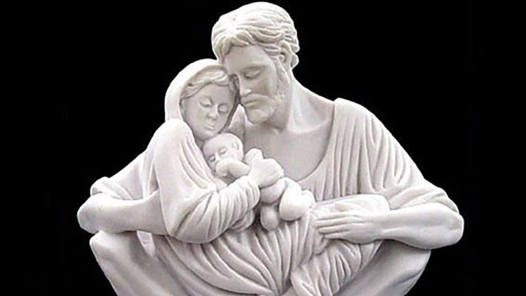 Skulptur-Darstellung der Heiligen Familie 