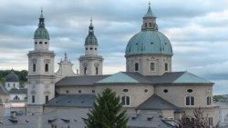 Salzburg-Dom.jpg