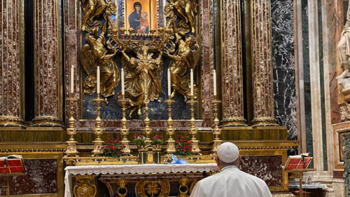 El Papa confía a la Virgen María su viaje a Chipre y Grecia