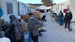Campo-profughi-di-Lesvos-Grecia-5-dicembre-2021-in-attesa-dellarrivo-di-papa-Francesco---04.jpeg