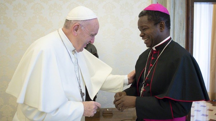 Papa Franjo i mons. Fortunatus Nwachukwu