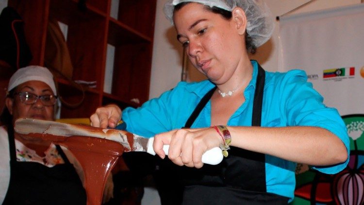 ONG Trabajo y persona del Venezuela : "Del mejor cacao del mundo al mejor chocolate del mundo"