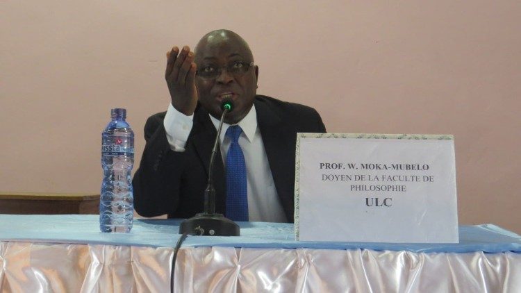 Professeur Willy Moka, Sj Doyen de la Faculté de Philosophie Saint Pierre Canisius -  Kinshasa (RD Congo)