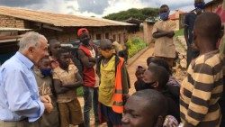 Ruanda-bambini-di-strada-salesiani-centro-professionale-Rango-missionario-don-Darko-2.jpg