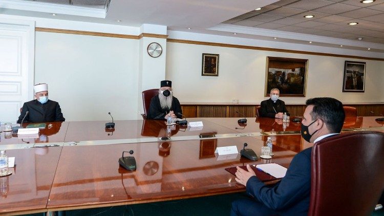 Верските заедници на средба со премеирот Заев - Извор:  www.vlada.mk