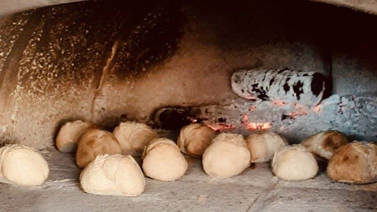 The bread produced by the Community