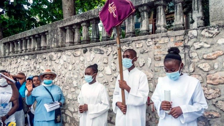 Protestas Haityje prieš dešimties katalikų pagrobimą