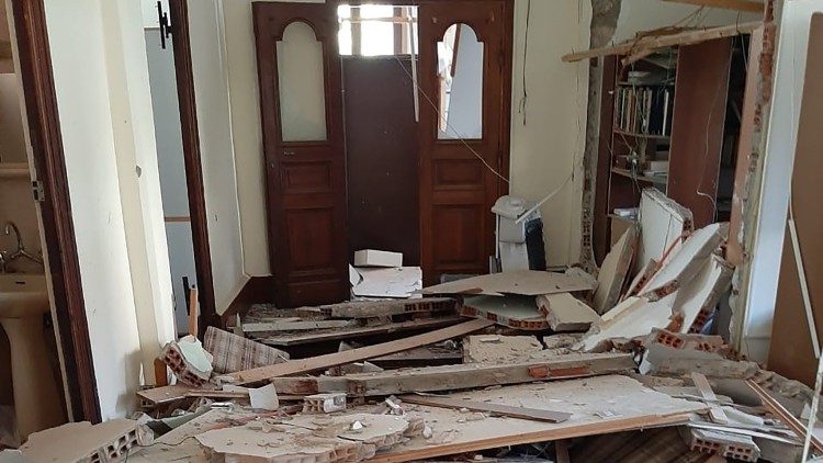 Libano: danni a Beirut per l'esplosione al porto il 4 agosto 2020 (collegio Sacro Cuore)