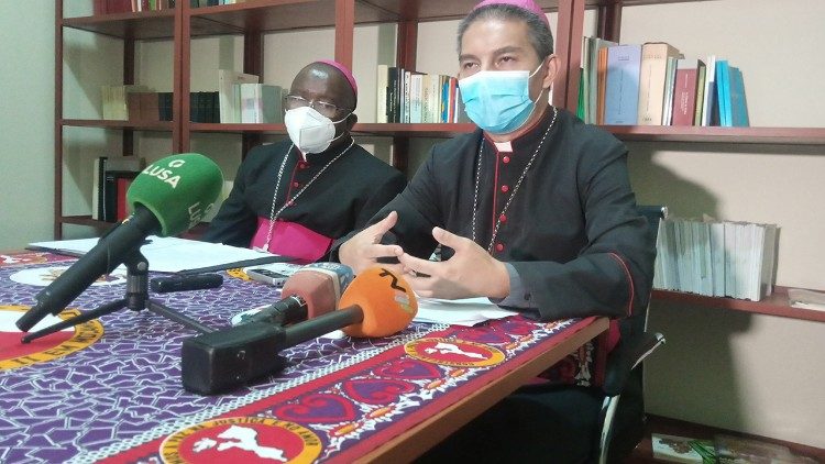 Bispos da Conferência Episcopal de Moçambique (CEM)
