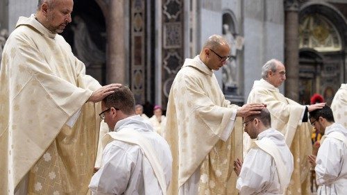 Synodal Church organizes major Symposium on the priesthood