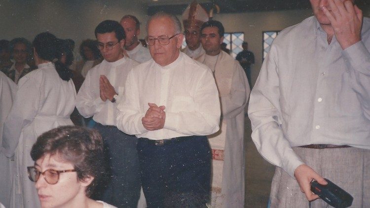 Votos Perpétuos do padre Gilberto em 17 de setembro de 1994