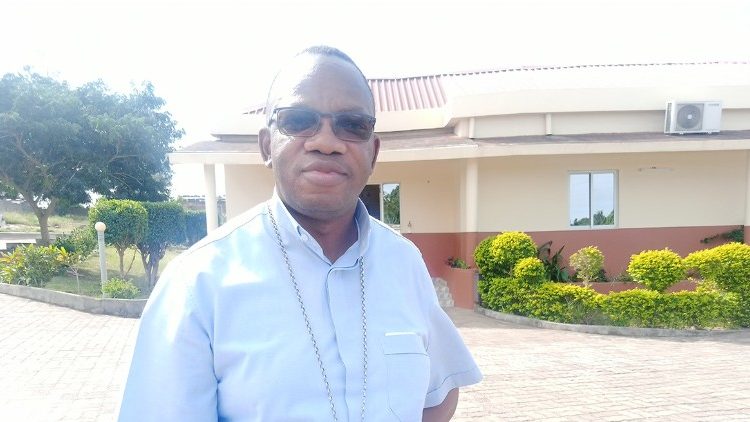 Dom António Juliasse Ferreira Sandramo, Administrador Apostólico de Pemba (Moçambique)
