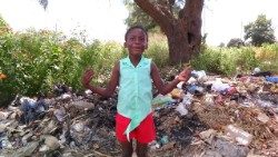 LSZIMBABWE01-This-kid-talks-about-the-need-to-protect-the-environment_.jpg