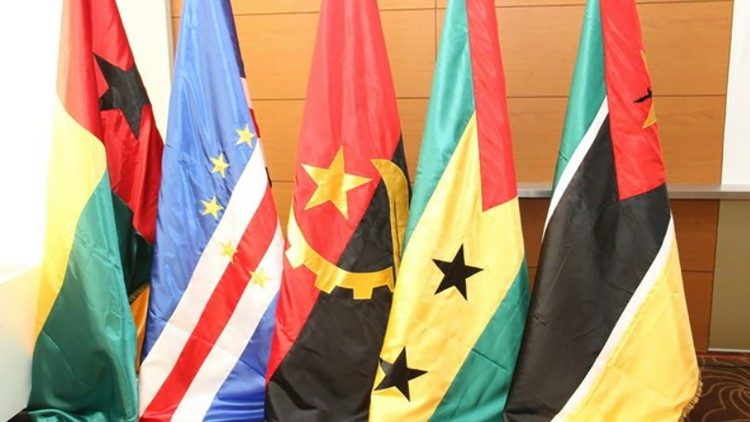 Bandeiras dos Países Africanos de Língua Oficial Portuguesa (PALOP)