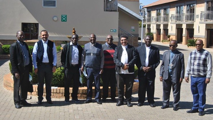 Bispos do Comité Permanente dos Bispos da Associação Inter-Regional dos Bispos da África Austral (IMBISA)