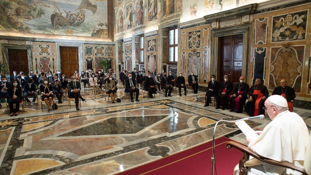 Pontífice recebeu a delegação da Ação Católica Italiana na manhã desta sexta (30)
